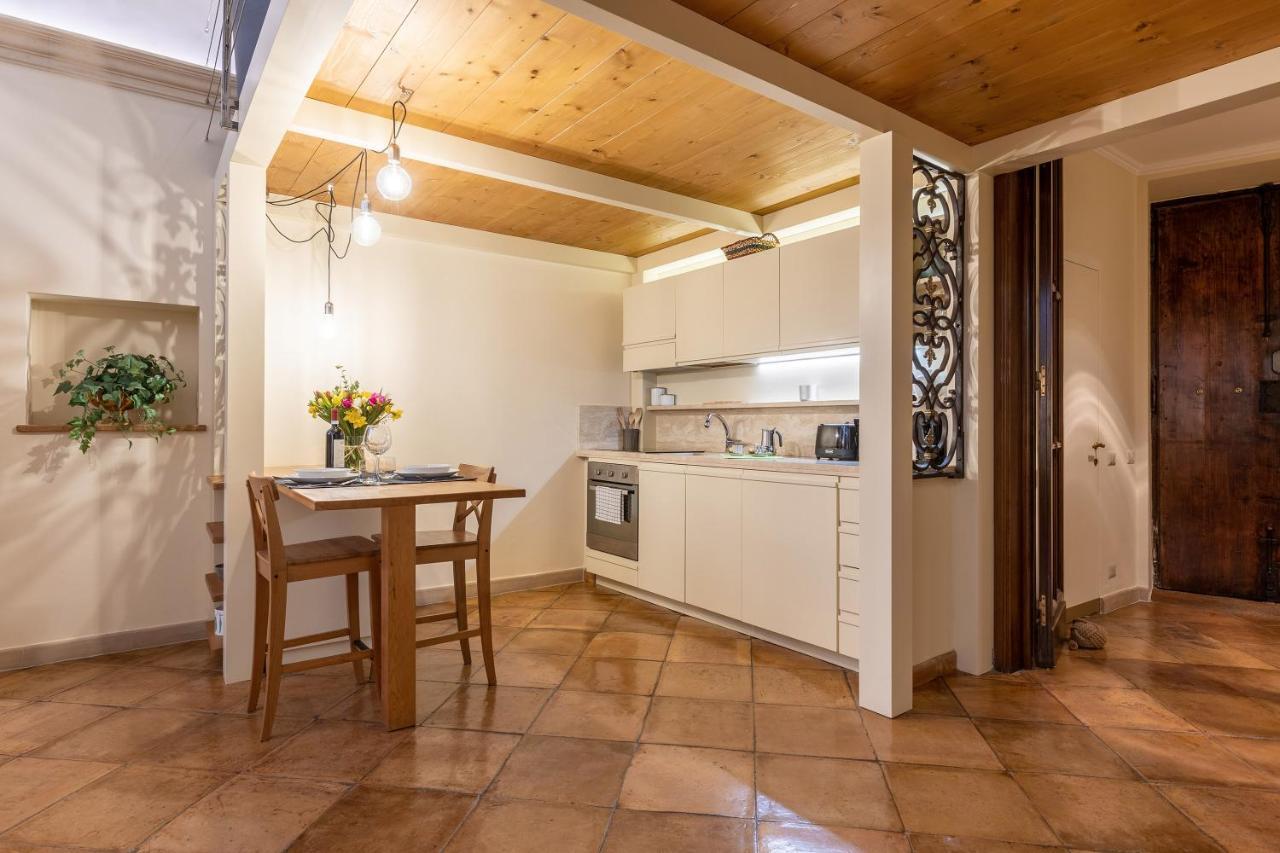 Rome As You Feel - Charming Loft Campitelli In Navona Buitenkant foto